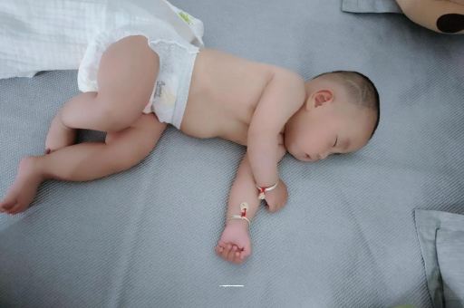 霍邱怎样教宝宝爬